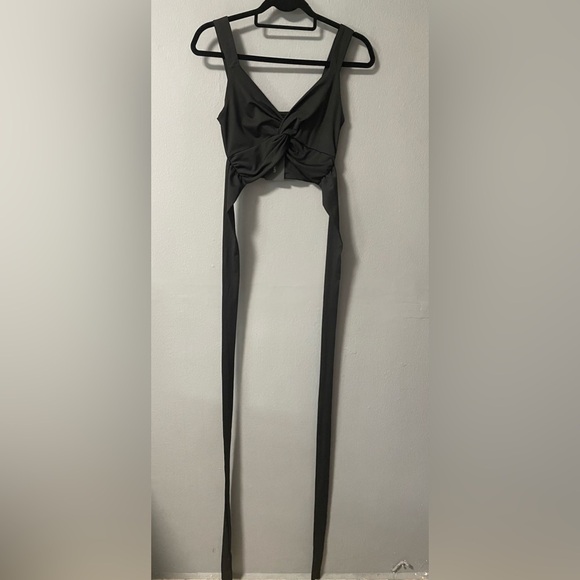 NWT Cotton Candy LA Elegant Black Convertible Tie Crop Top. Size Small - Picture 5 of 9